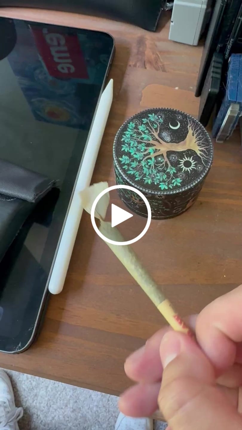 Customer video review of Snowing Candy IceFlash -THCa Flower