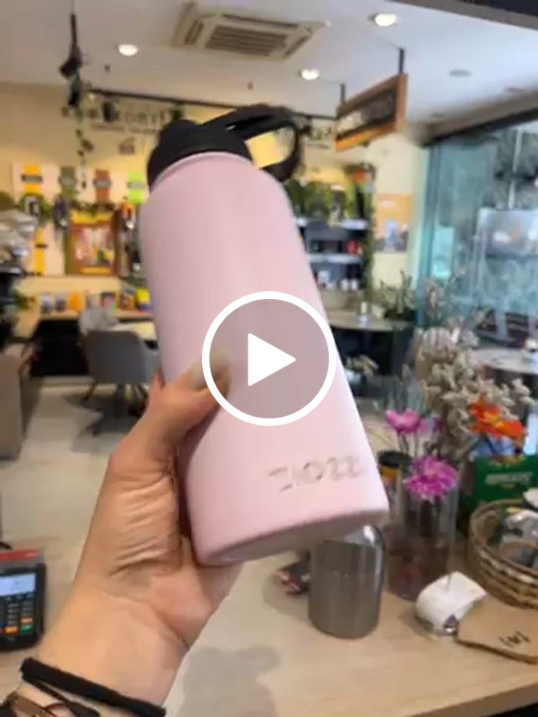 Customer video review of DOZZE Adventurer Water Bottle