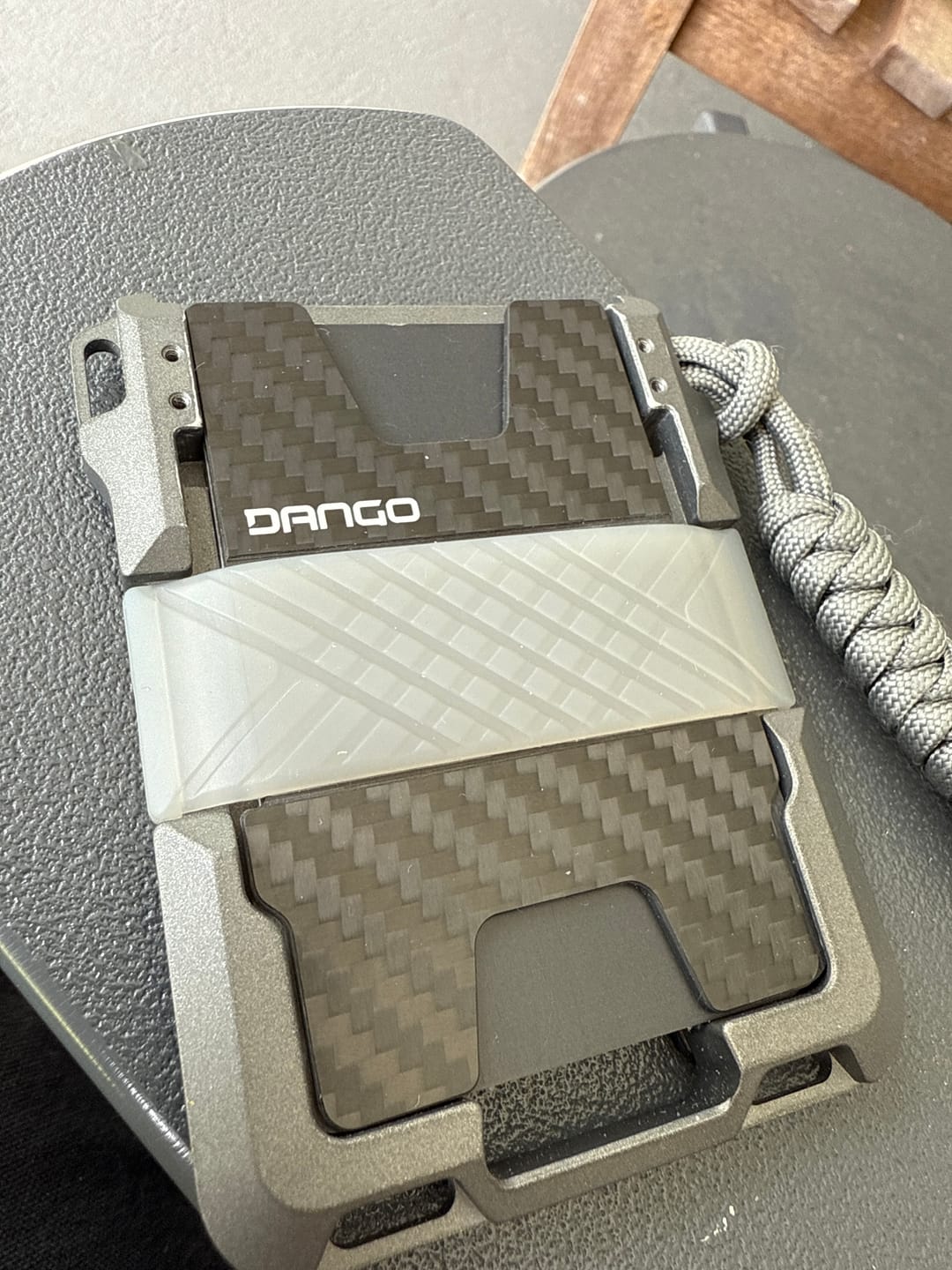 Customer photo review of VERTCIAL WALLET BANDS (M-Series, S1 Stealth Wallet and MC01 Money Clip)