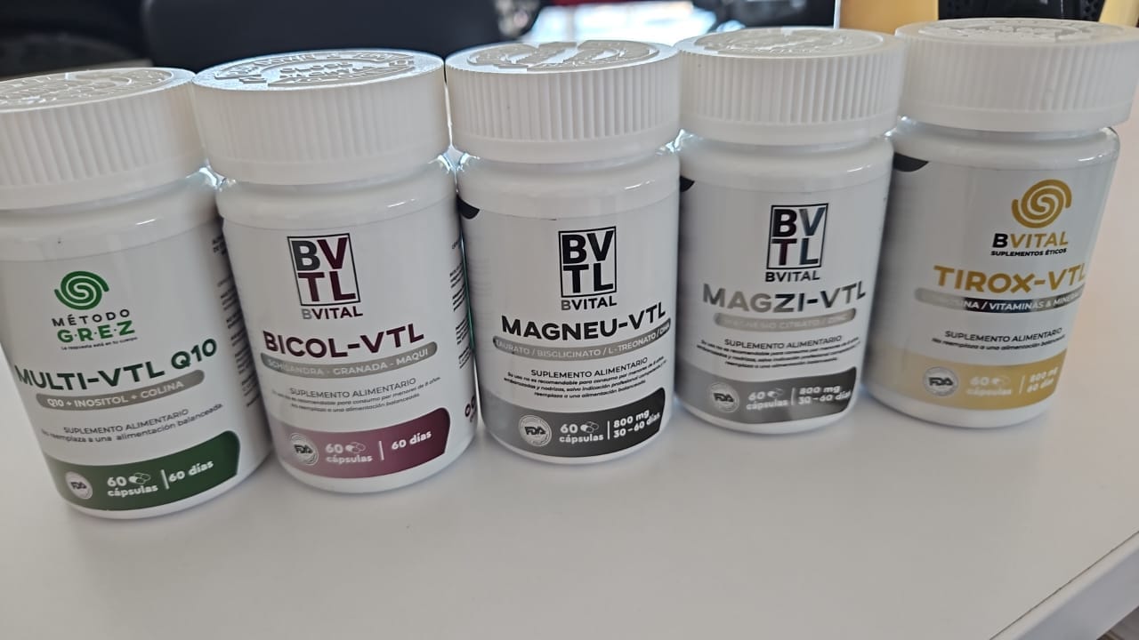 Customer photo review of MULTI-VITAL Q10 - Vitaminas + Q10 + Inositol + Colina - 30 cápsulas