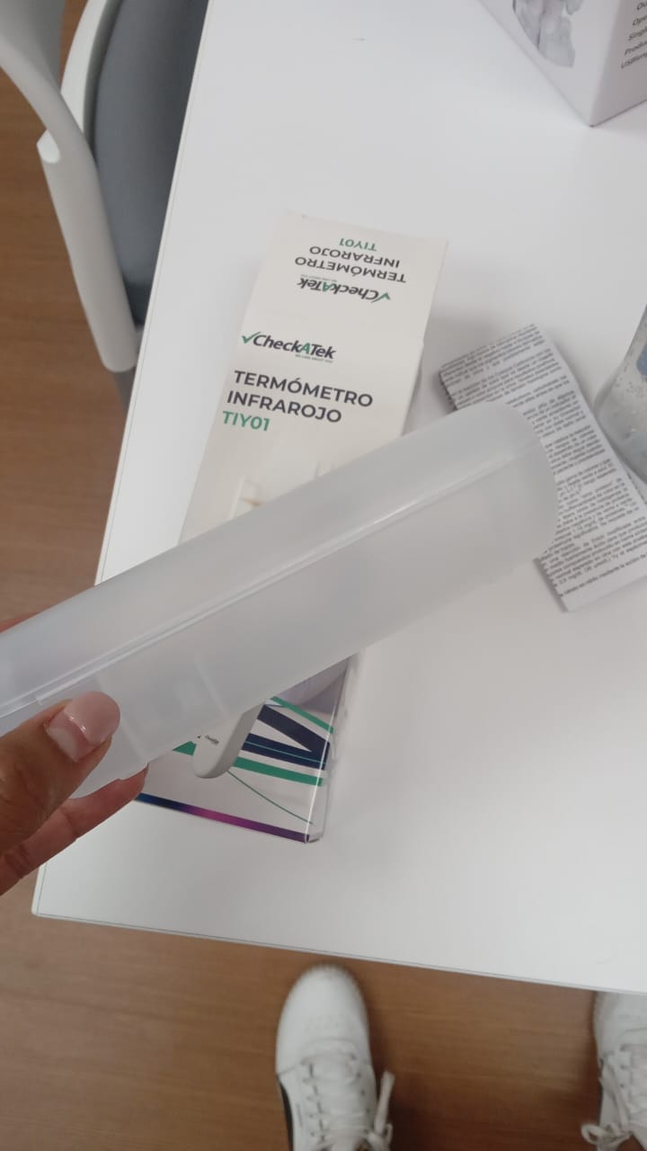 Customer photo review of Termómetro Infrarrojo Digital de Mano Para Persona u Objetos - Marca Yuwell
