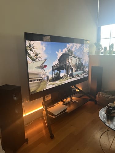 Customer photo review of Eiffel V2 FT100 TV Stand