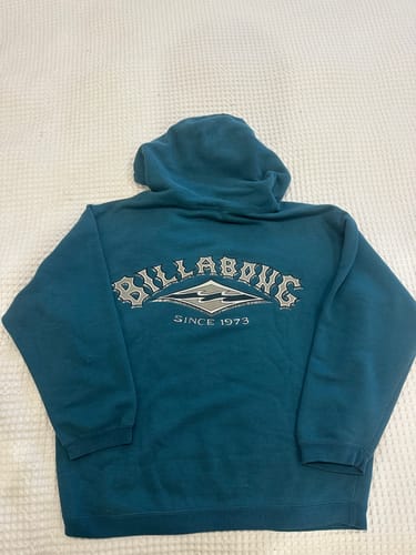 Customer photo review of Vintage Billabong Hoodie (L)