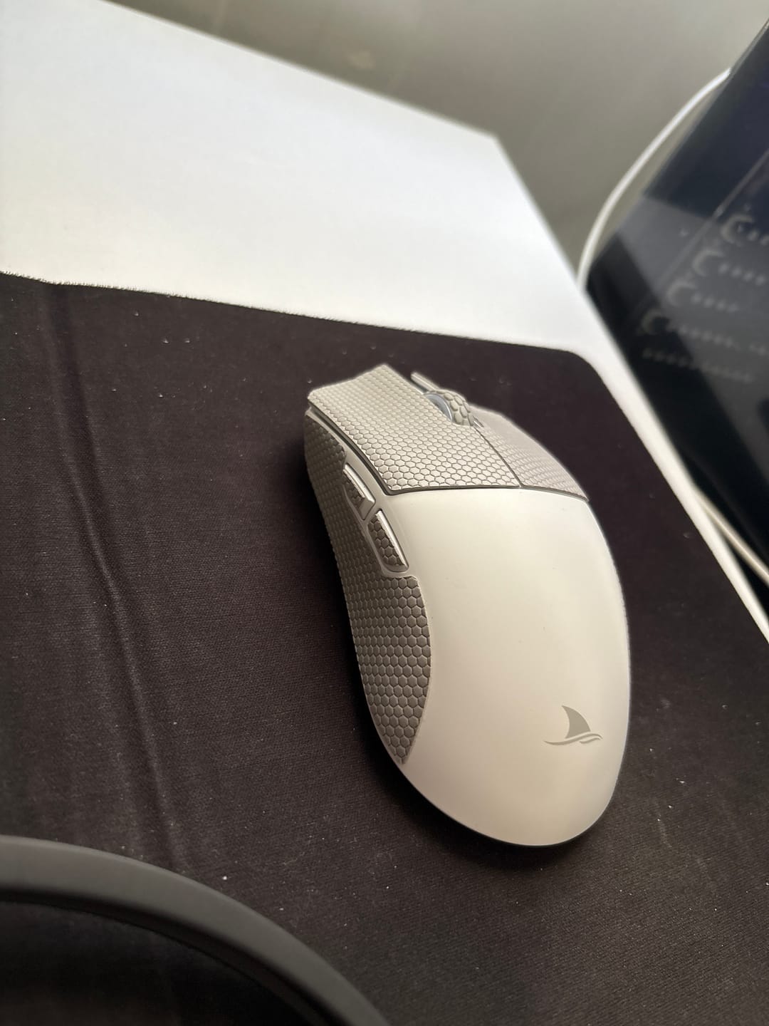 Customer photo review of Darmoshark M3 Pro Max Wireless Mouse