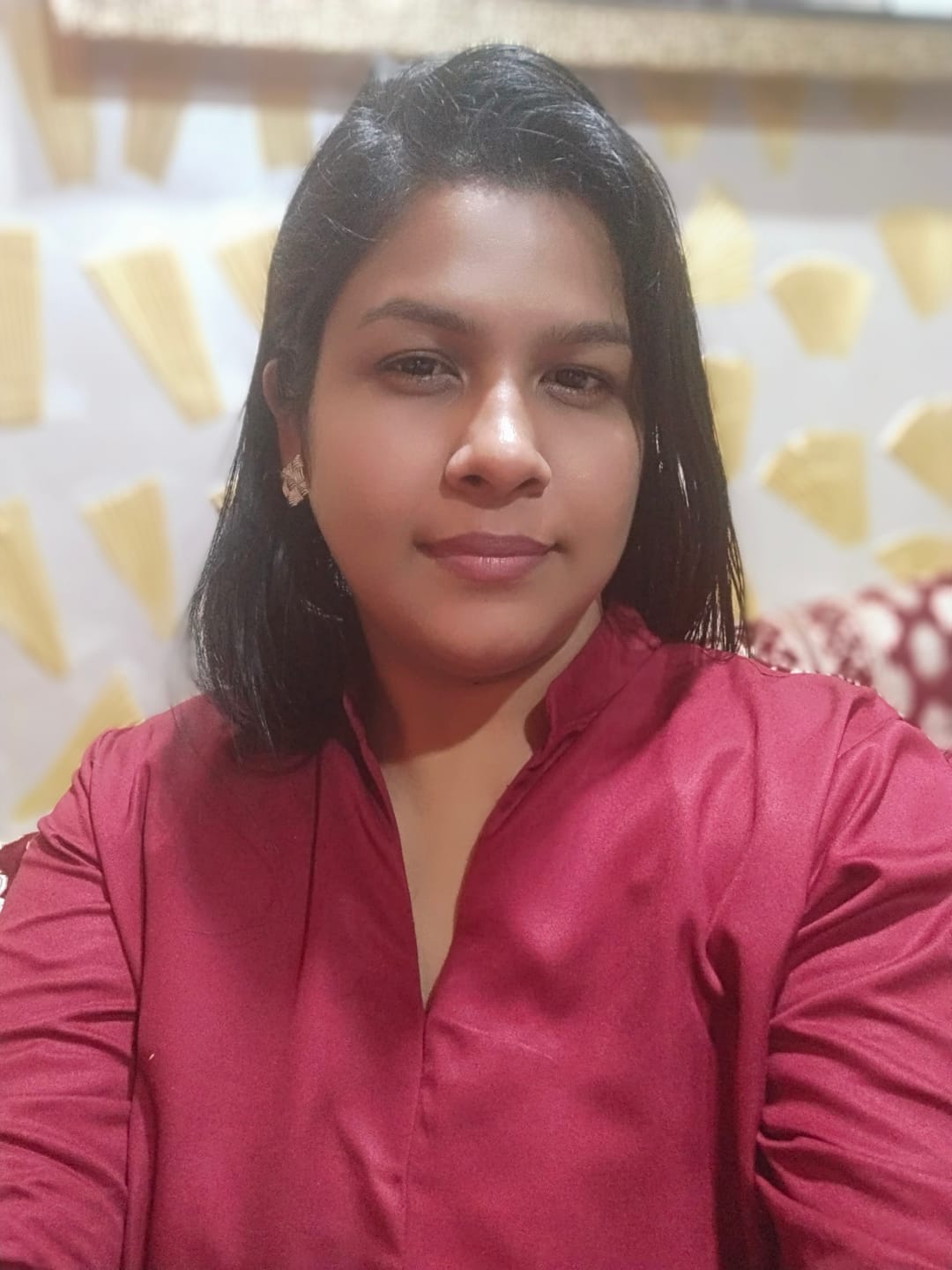 Customer photo review of Maroon Viscose Pleated Top