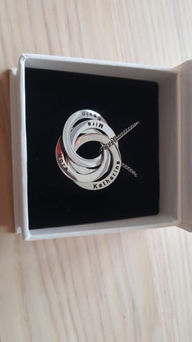 Customer photo review of Necklace with Intertwined Name Circles