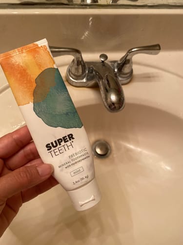 Customer photo review of Prebiotic Mineral Toothpaste with Hydroxyapatite - Mint