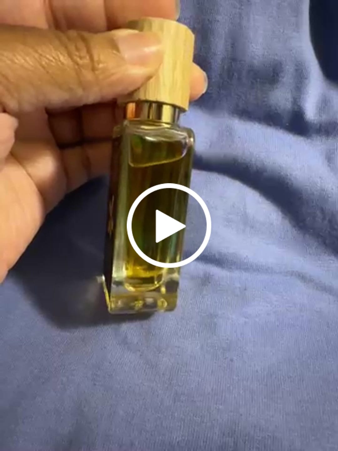Customer video review of Spiced Vanilla Extrait 21