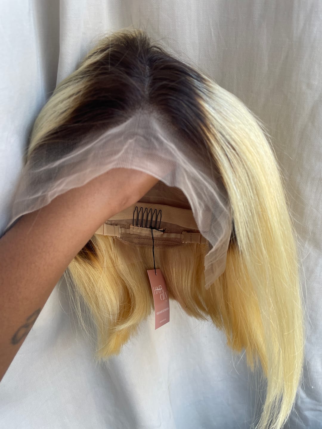 Customer photo review of Brazilian Lace Frontal Wig straight Col T1B 613 10 Inch