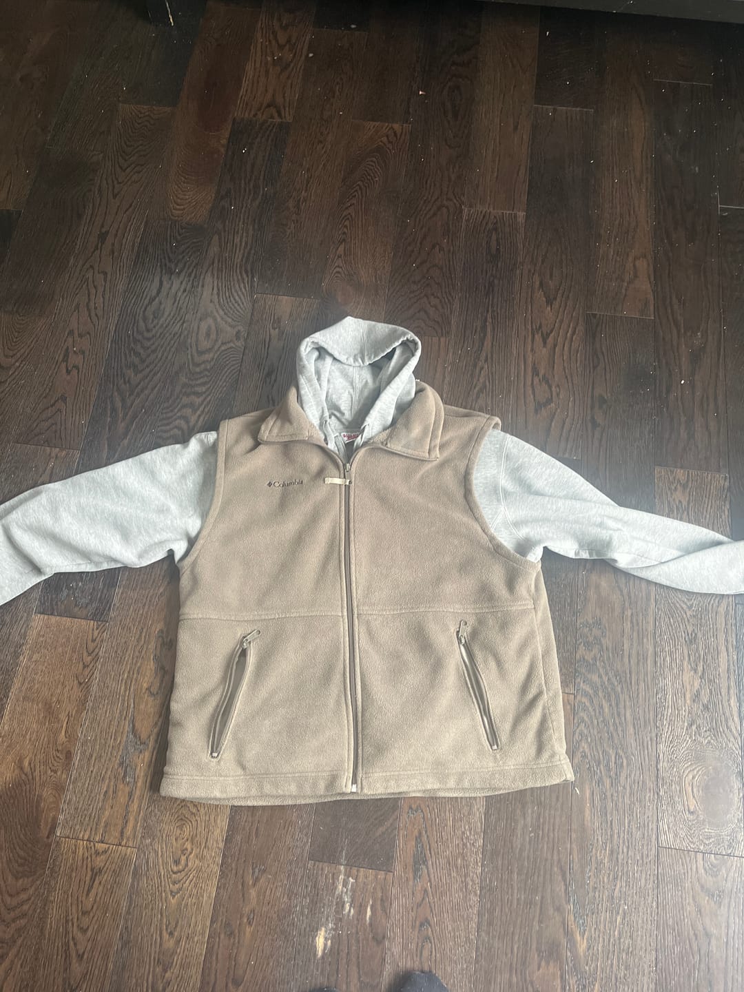 Customer photo review of Columbia Vest Mens Large Green Fleece