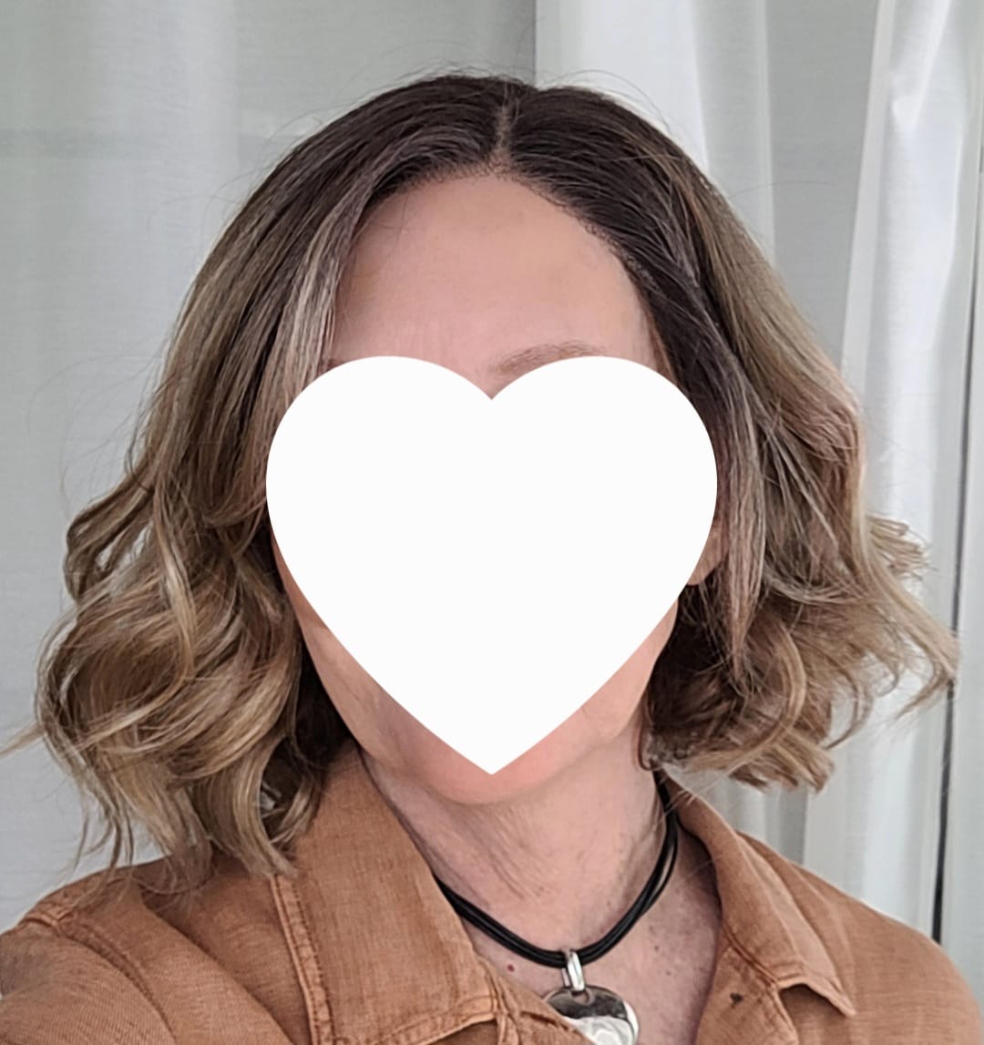 Customer photo review of Mayde Beauty Crystal Collection HD Lace Glueless Synthetic Wig - Topaz