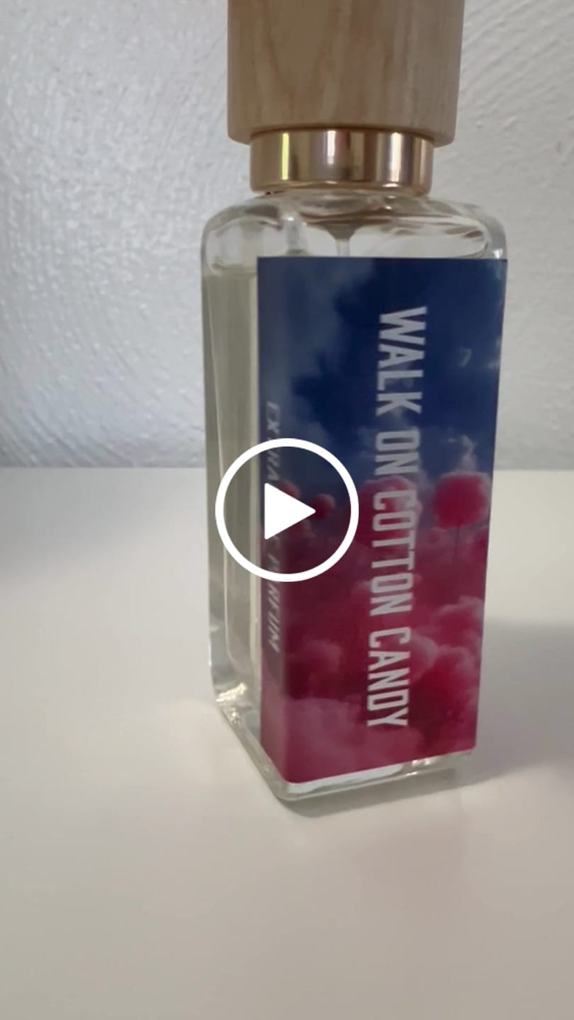 Customer video review of Walk On Cotton Candy