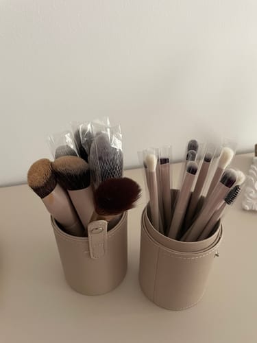 undefined review of Set de Pensule pentru Machiaj - Colectia Completa image 1 out of 1