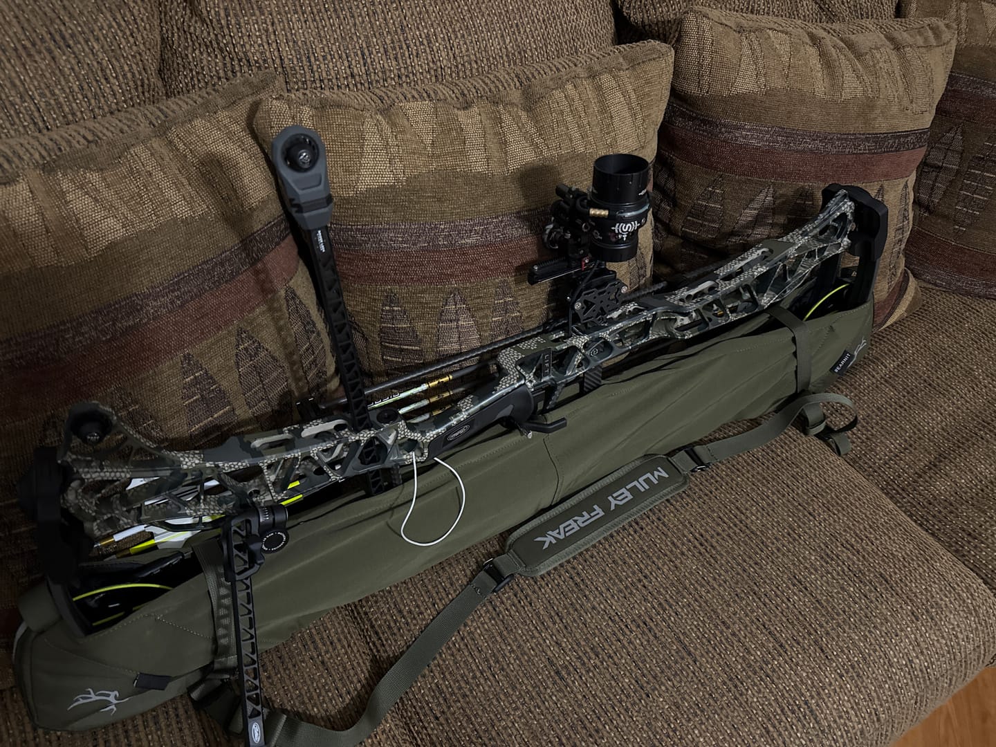 Customer photo review of Muley Freak Bow Cover/Sling