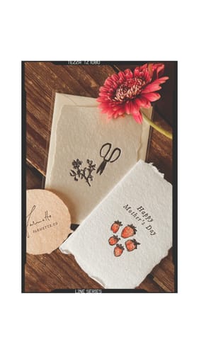 Customer photo review of Happy Mother's Day bunch of strawberries