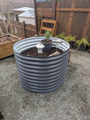 Customer photo review of 32" Tall Large Round