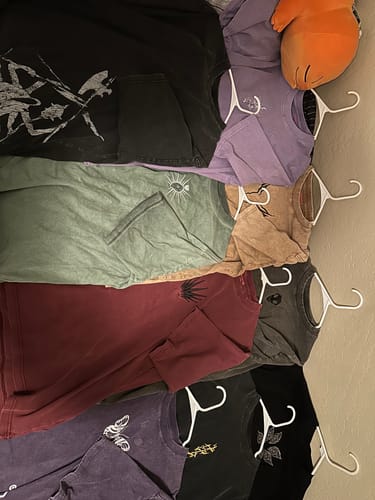 Customer photo review of HAWK WASH TEE