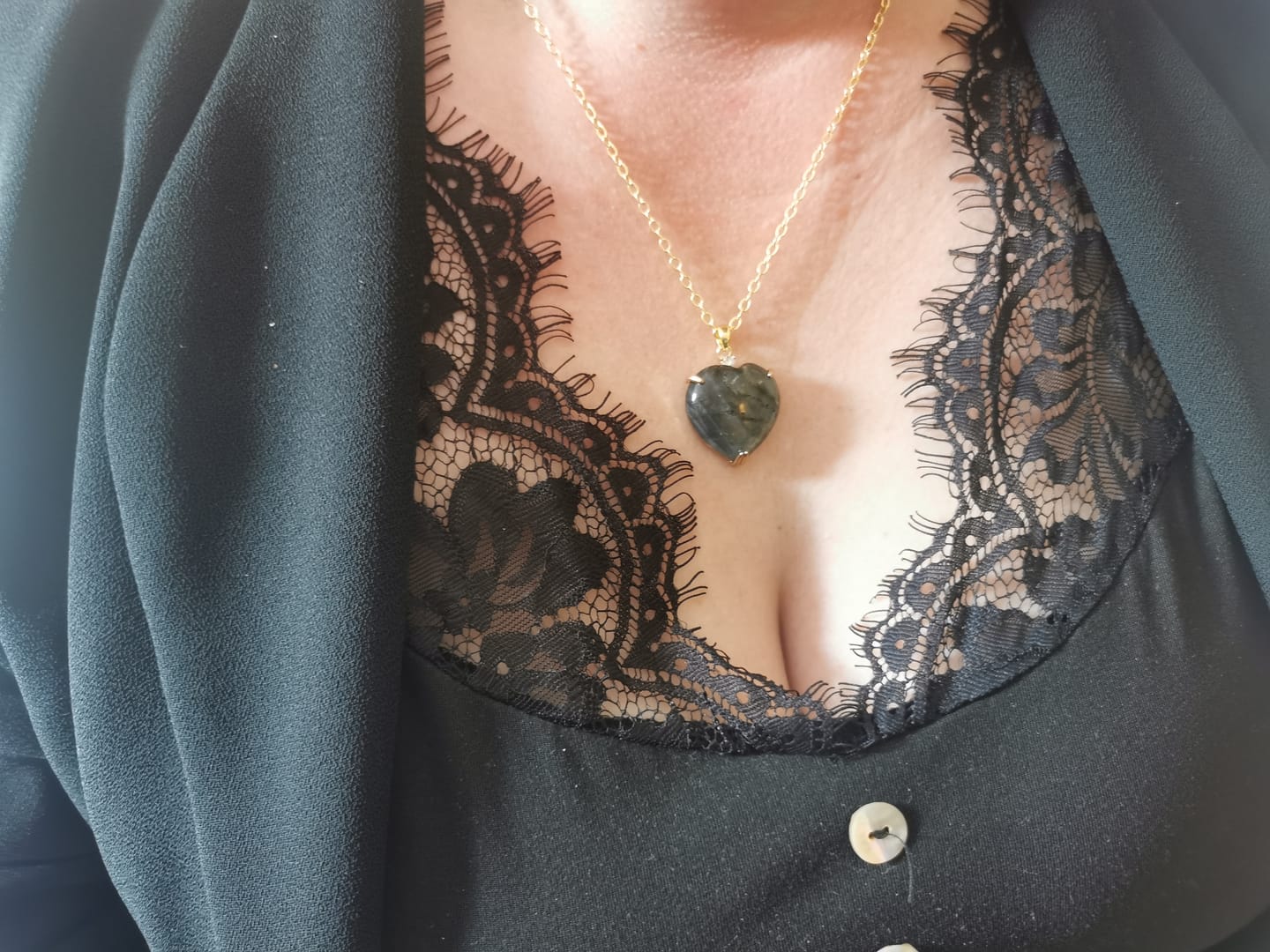 Customer photo review of Pendentif Labradorite Coeur