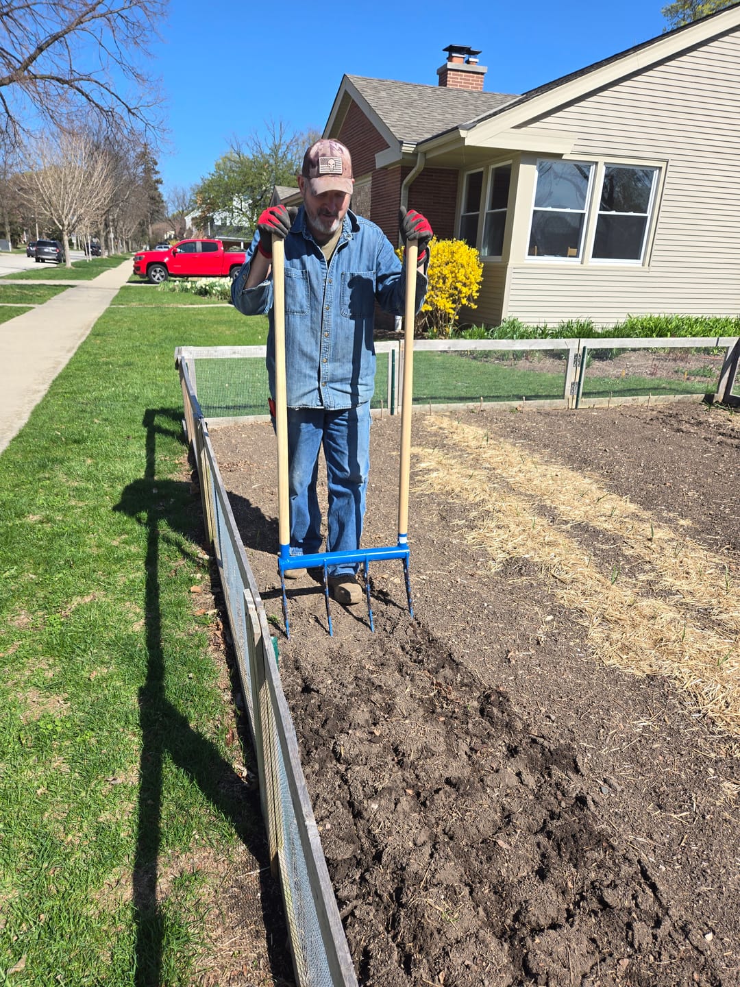Customer photo review of The All-Day Treadlite Broadfork | 20" wide | 4 tines