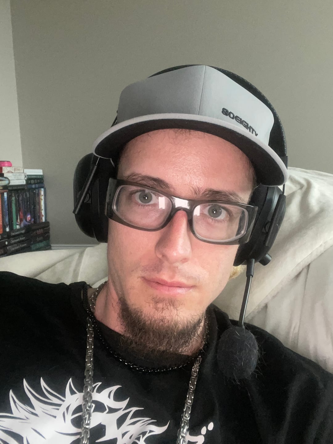 Customer photo review of 80Eighty® Tidy Fitted Hat