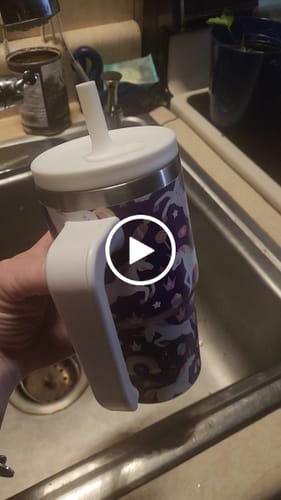 Customer video review of UNICORNS 2  Spill Proof Kids CREWCUP 20oz