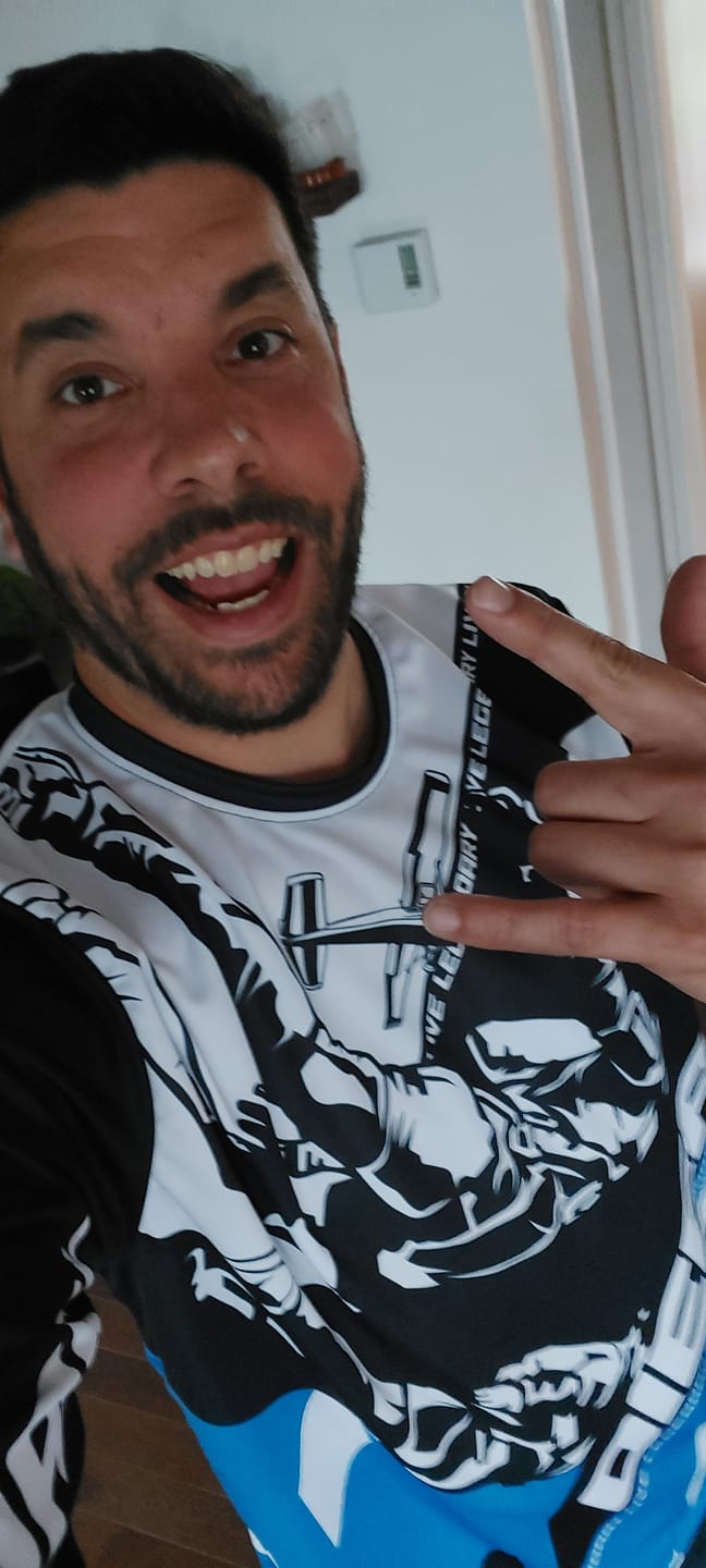 Customer photo review of Die Epic Skydiving Custom Long Sleeve Jersey