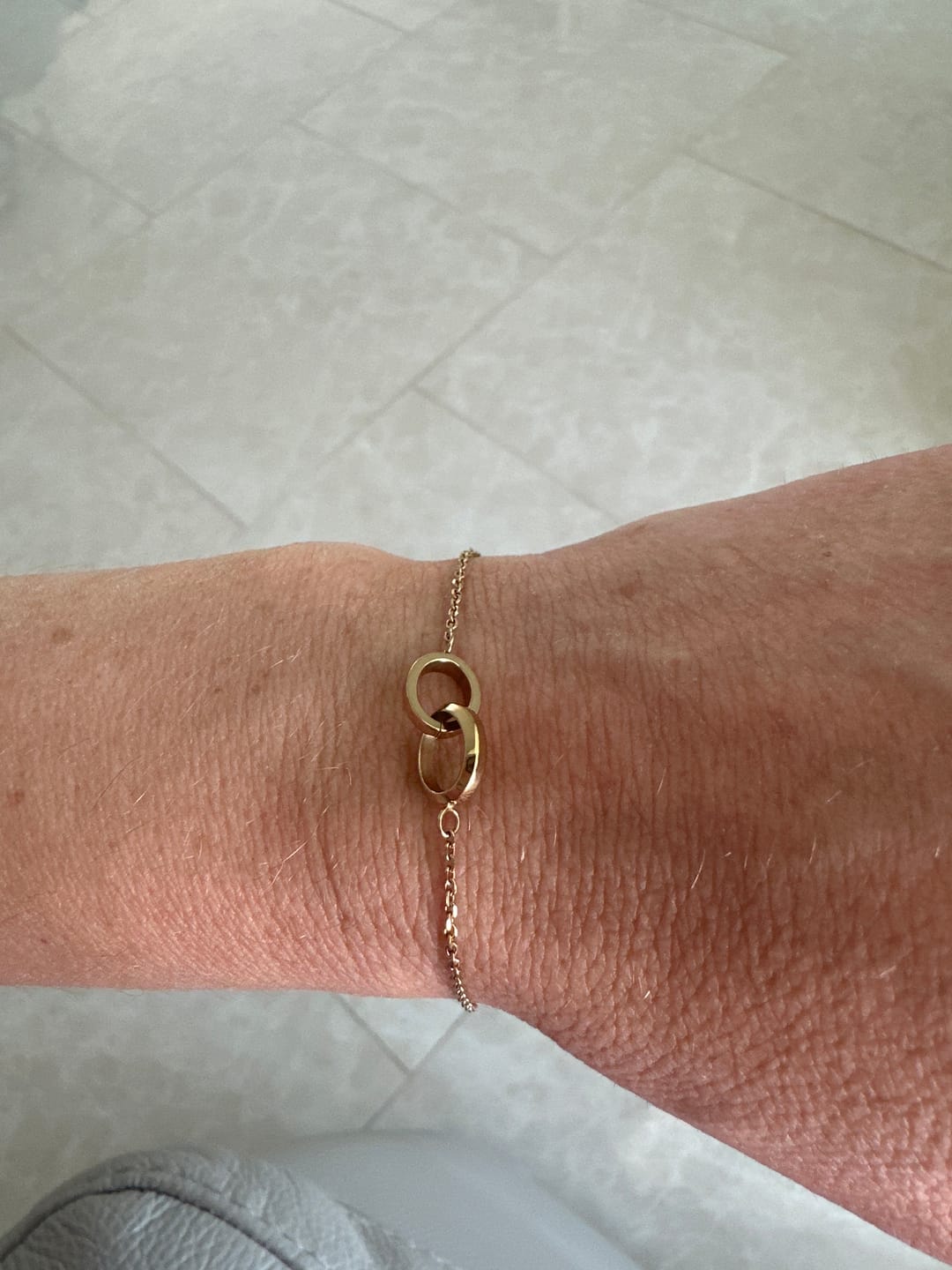 Customer photo review of Linked Bracelet