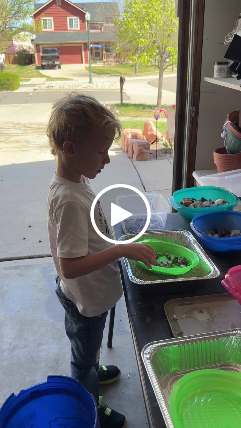 Customer video review of The Big Dig - 5 Gallon Mining Bucket