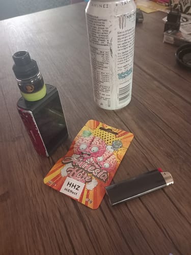 Customer photo review of Hi Bros®-  Ⓐmnesia I HiEffect