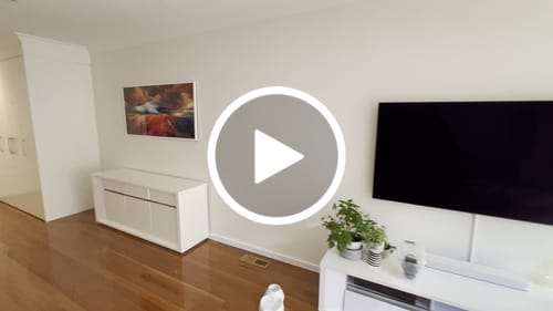 Customer video review of WHISPER OF COLOURS - XL+