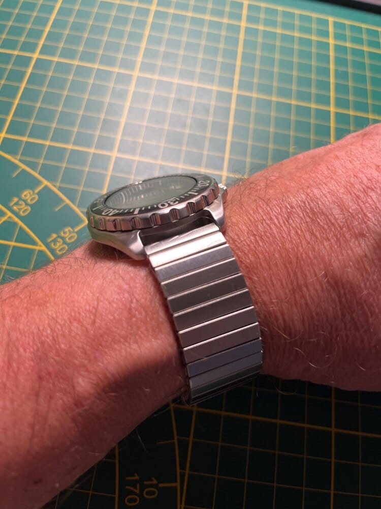 Customer photo review of Bracelet de Montre Extensible en Métal - Bracelet sans Fermoir