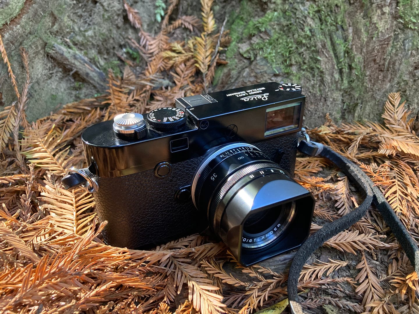 Customer photo review of Square Lens Hood for Voigtlander 35mm F1.5 Aspherical (Black Paint)