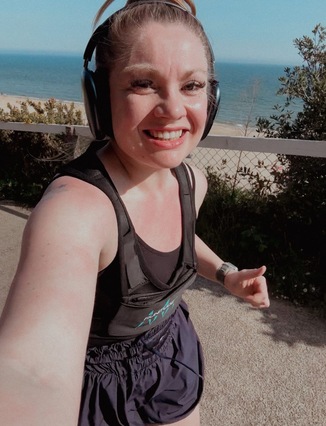 Customer photo review of Runitude Vest Phone Holder For Running - Black