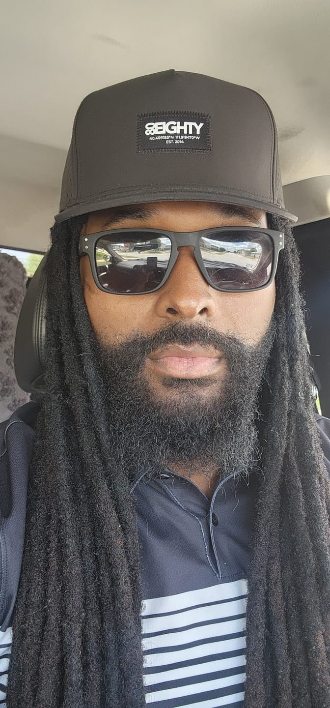 Customer photo review of 80Eighty® Murky Hat