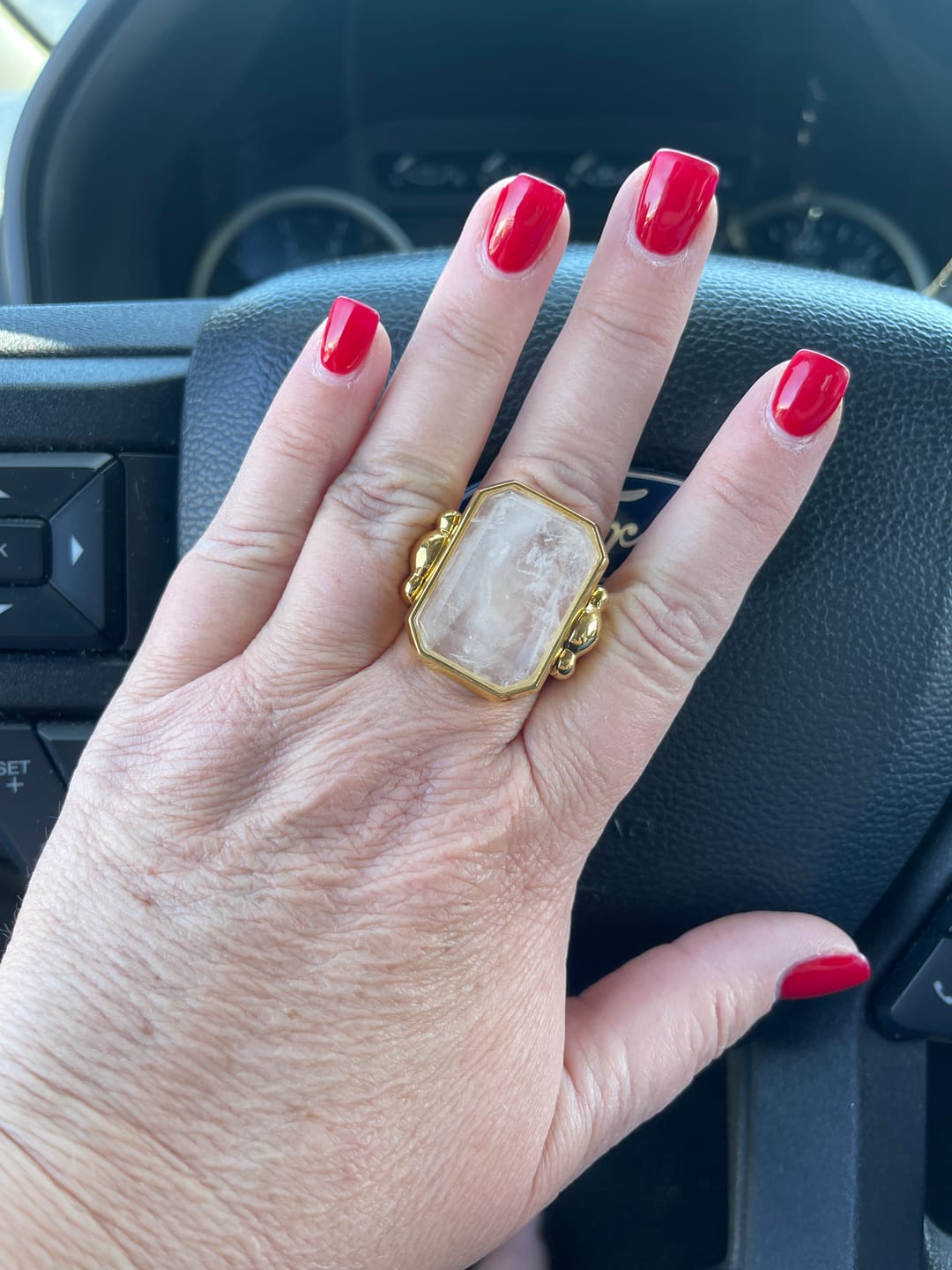 Customer photo review of Marique French Vintage Crystal Ring