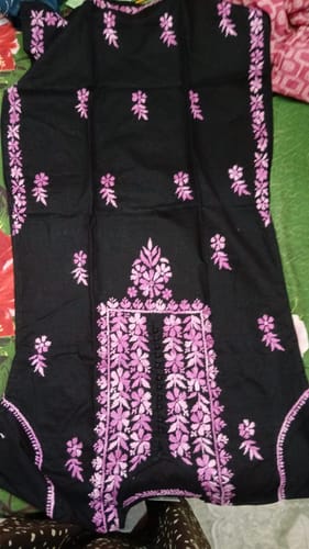 Customer photo review of Gul-e-Jahaan Black & Lavender Cotton Kurta