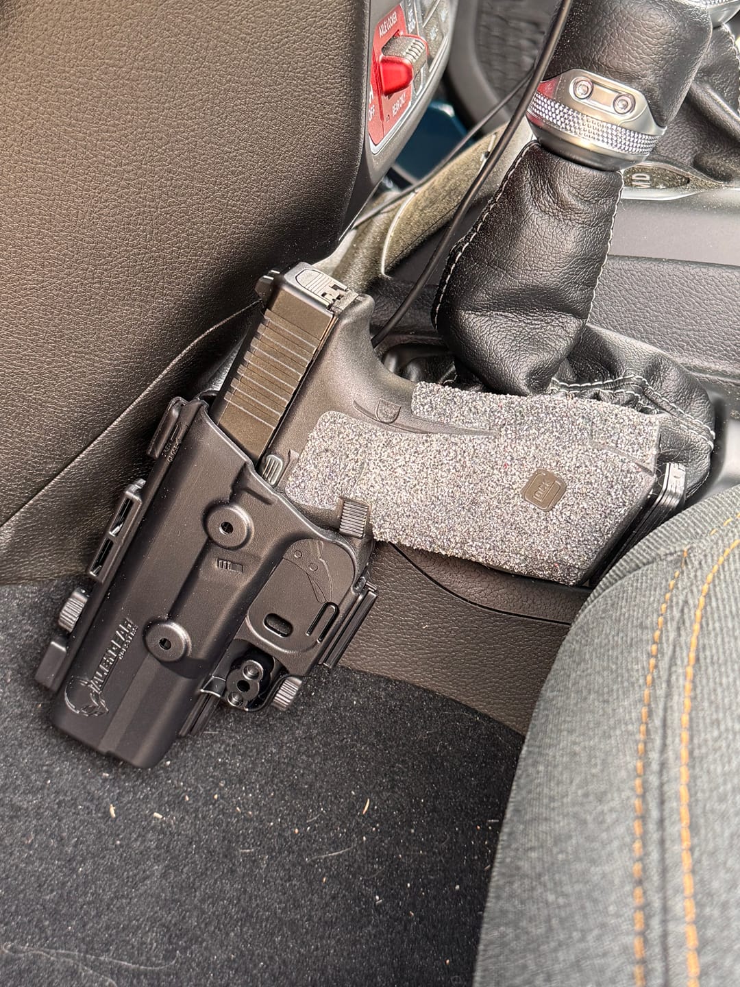 Customer photo review of JL/JLU UNIVERSAL ACCESSORY MOUNT