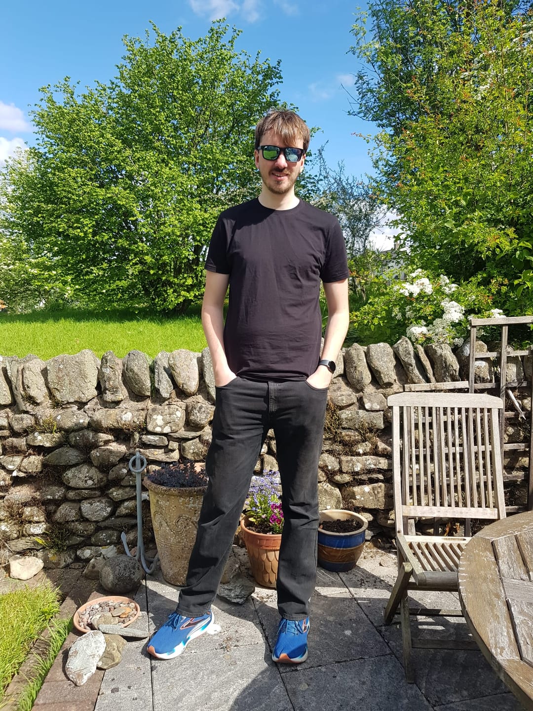 Customer photo review of Organic Tall Slim T-shirt (Black)
