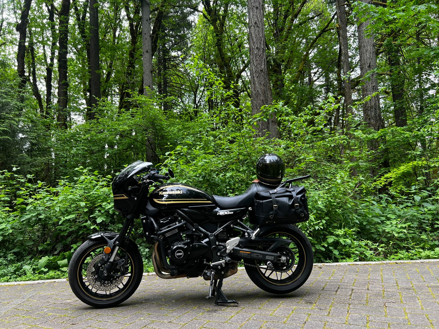 Customer photo review of outlaw saddlebag