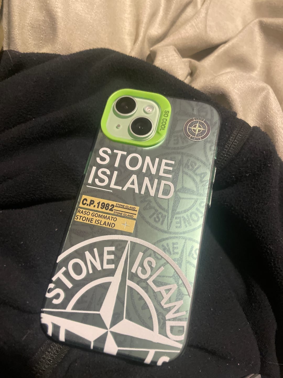 Customer photo review of Coque Stone Island