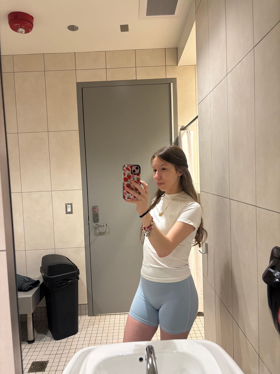 Customer photo review of W144 Hybrid Shorts