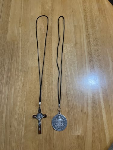 Customer photo review of 30" H Black Cord Chain