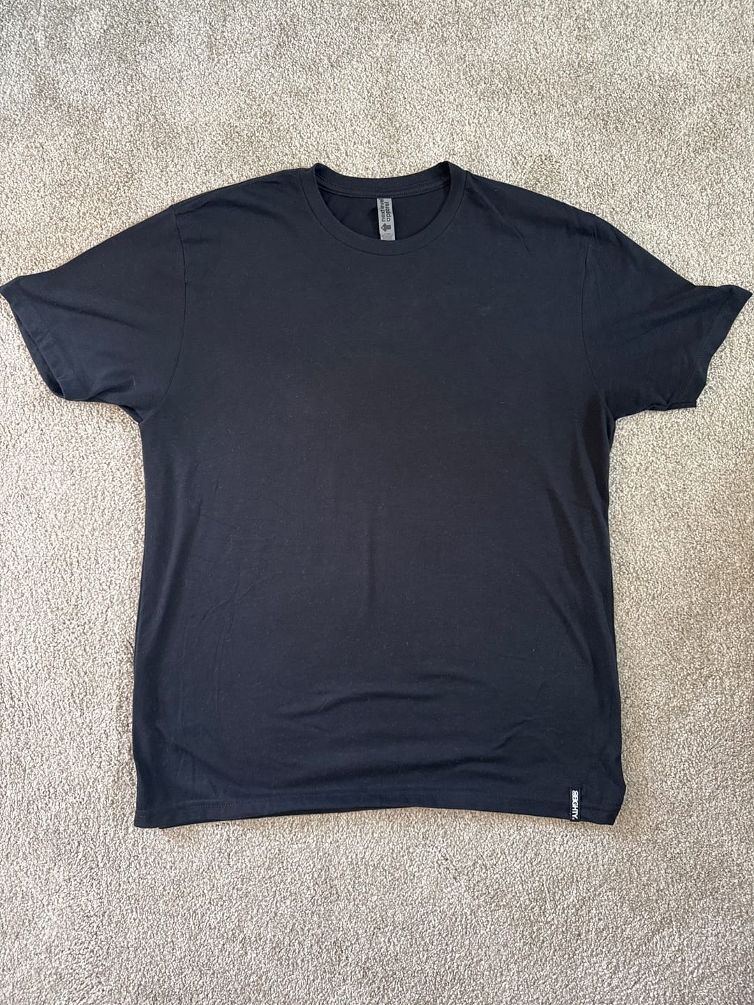 Customer photo review of 80Eighty® Vein 2.0 Shirt