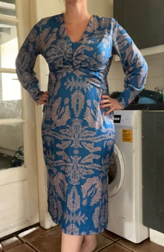 undefined review of Vintage printed V-neck long-sleeve elegant dress image 1 out of 1