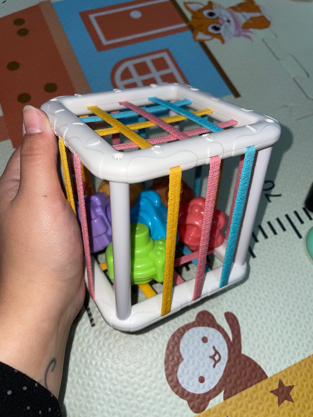 Customer photo review of Juego Didáctico Cubo Sensorial Bebe Estimulación Temprana