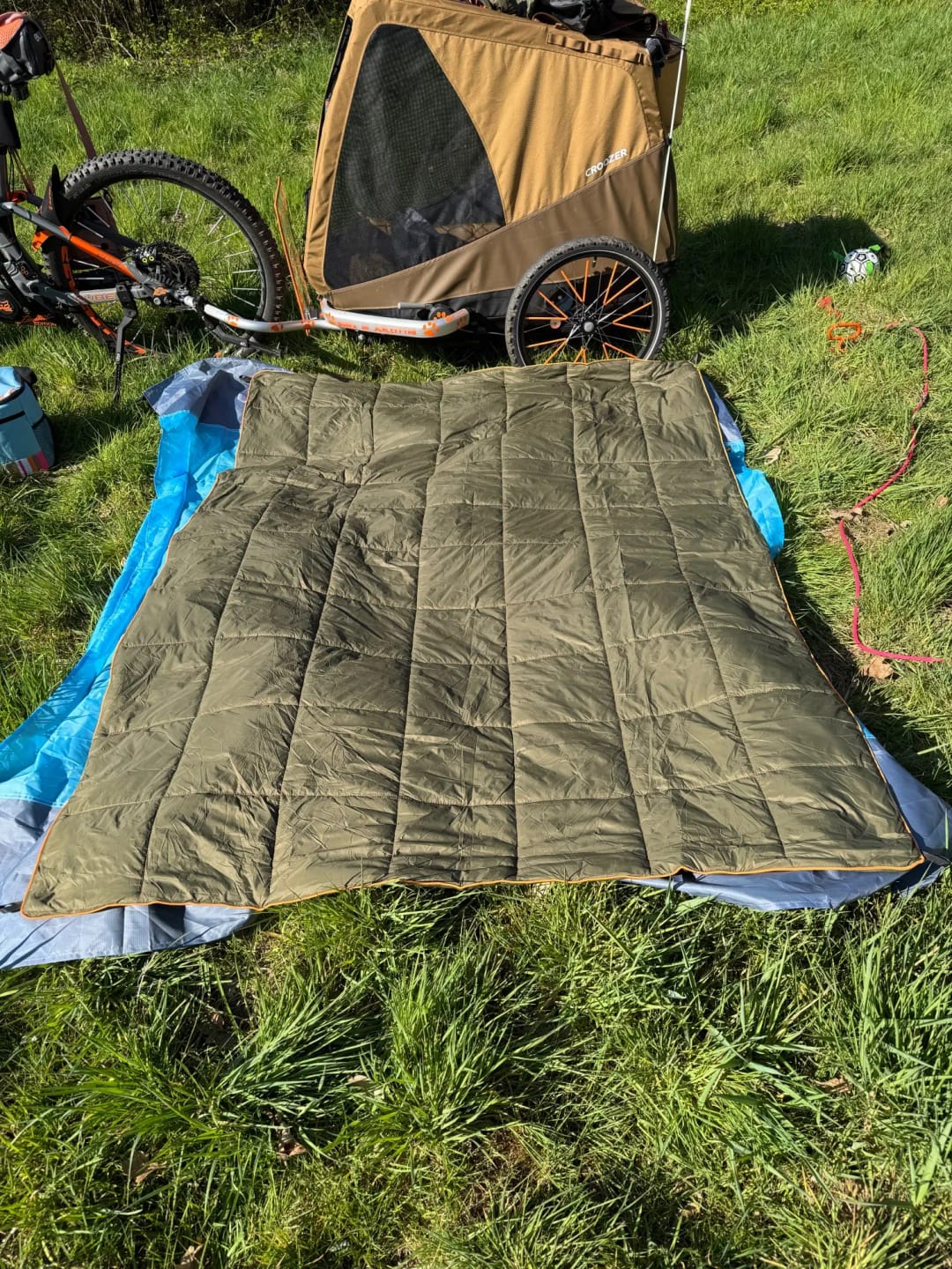 Customer photo review of Reisedecke Outdoor – für Sommer & Winter geeignet