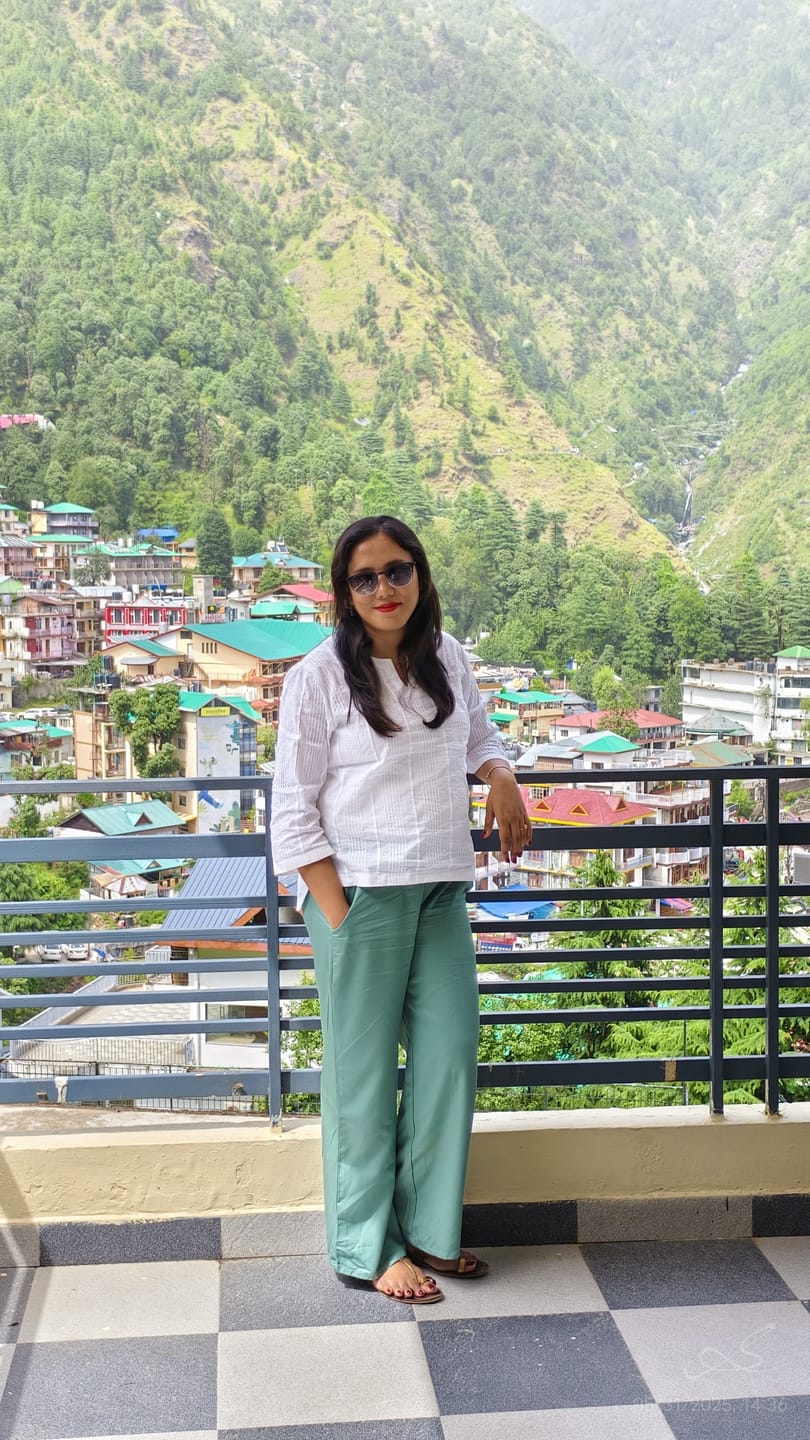 Customer photo review of White Everyday Cotton Top