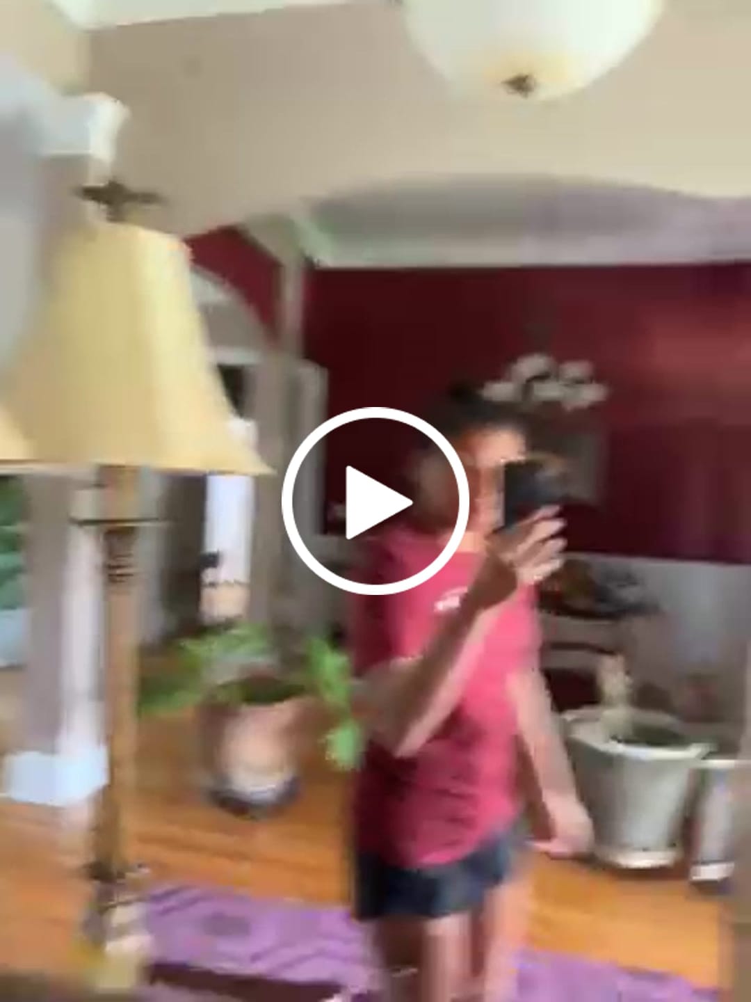 Customer video review of Original Fitted Performance Tee