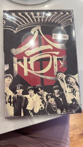 Customer photo review of STRAY KIDS MYSTERY ALBUM
