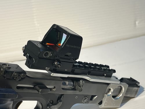 Customer photo review of Vector Optics SCRD-SM44 Frenzy Plus 1x22x32 Red Dot Sight Solar Power